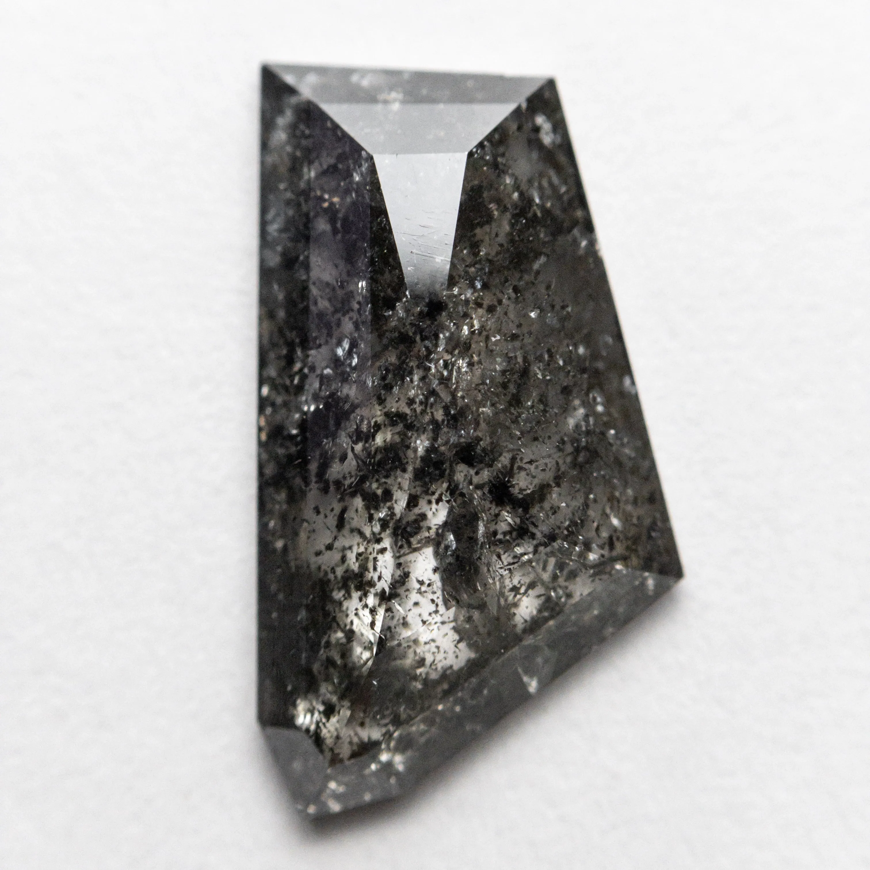 2.84ct 14.60x8.23x2.83mm Geomteric Rosecut 20000-04